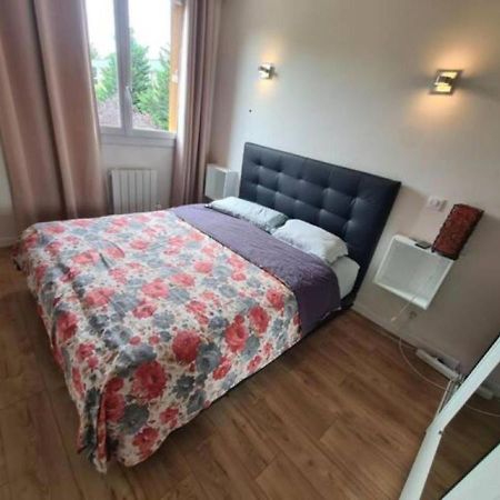 Sunny And Renovated Flat In Secure Residence La Garenne-Colombes Exterior photo
