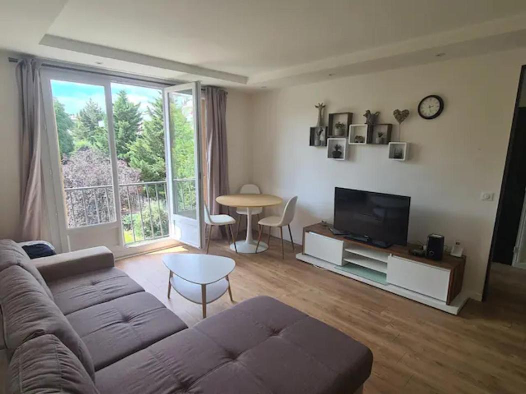 Sunny And Renovated Flat In Secure Residence La Garenne-Colombes Exterior photo